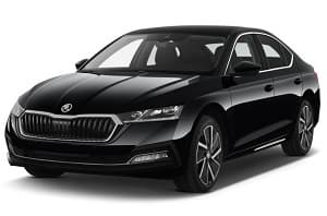 Skoda Octavia, front three-quarter view